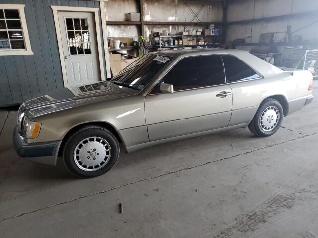 Mercedes-Benz 300
