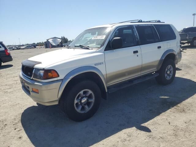 Mitsubishi Montero Sport