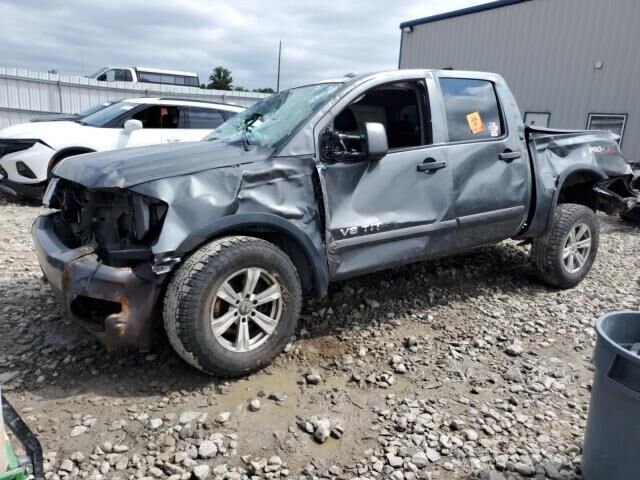 Nissan Titan
