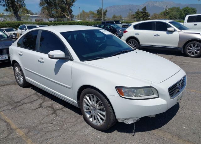 Volvo S40