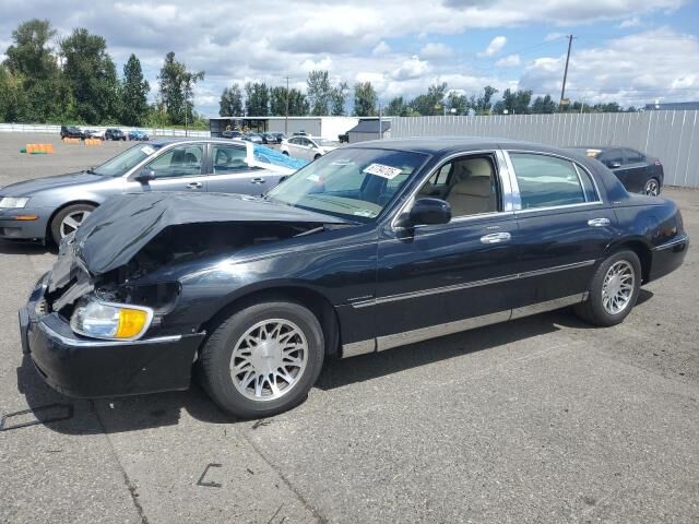 Lincoln Town Car