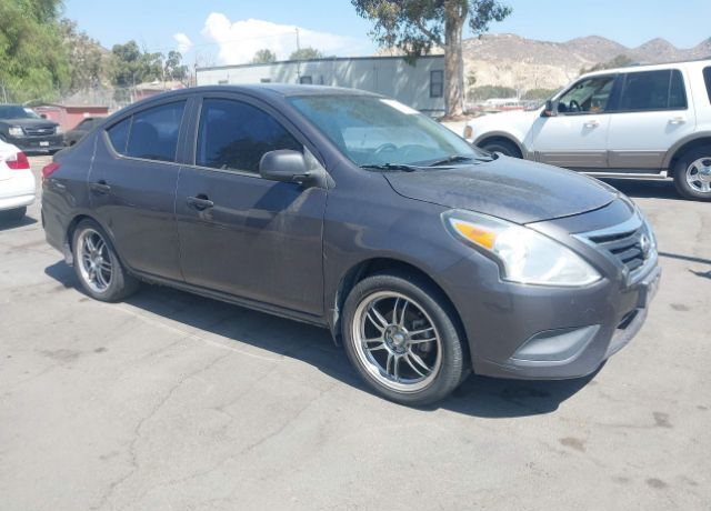 Nissan Versa