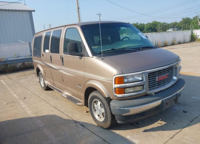 GMC Savana