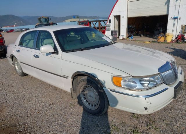 Lincoln Town Car