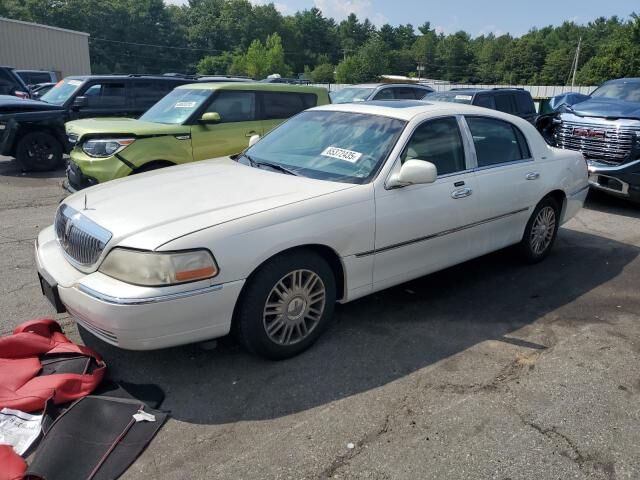 Lincoln Town Car