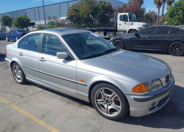 BMW 330i