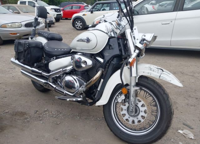 Suzuki VL800K