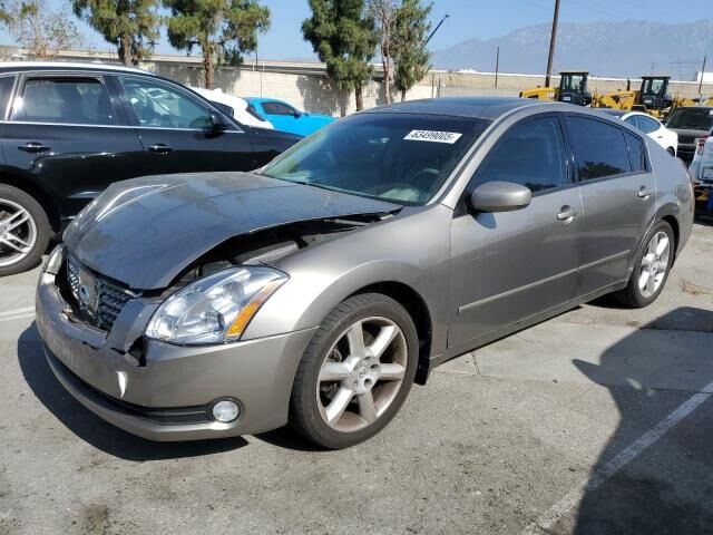 Nissan Maxima