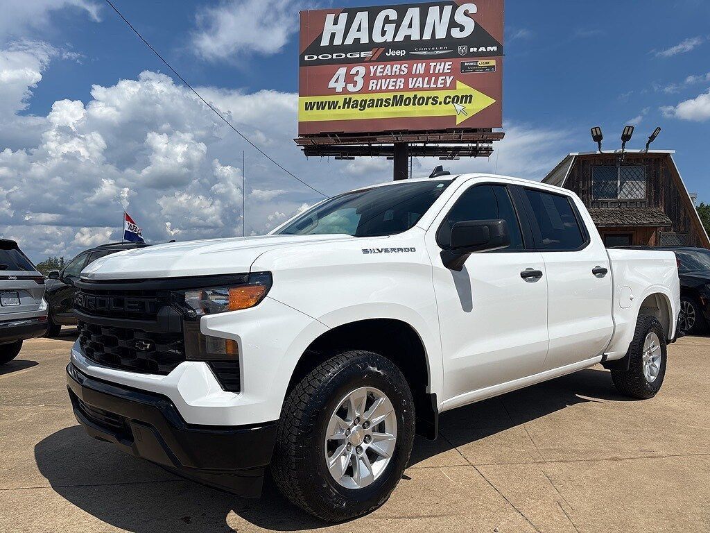 2024 CHEVROLET Silverado