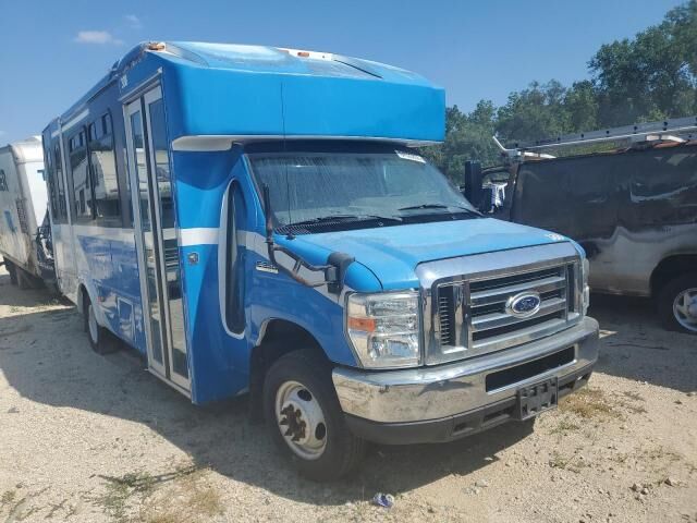 Ford E-350