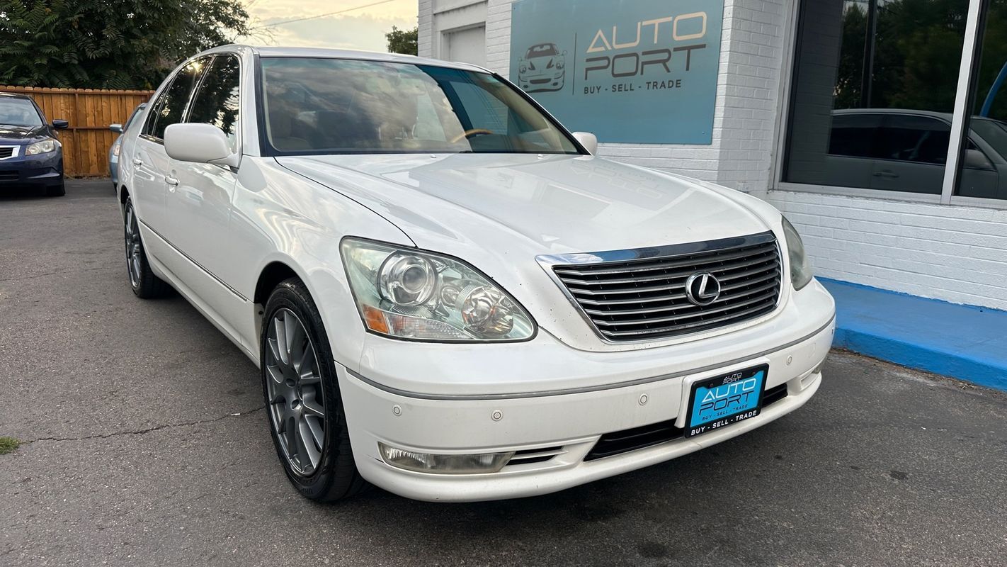 Lexus LS
