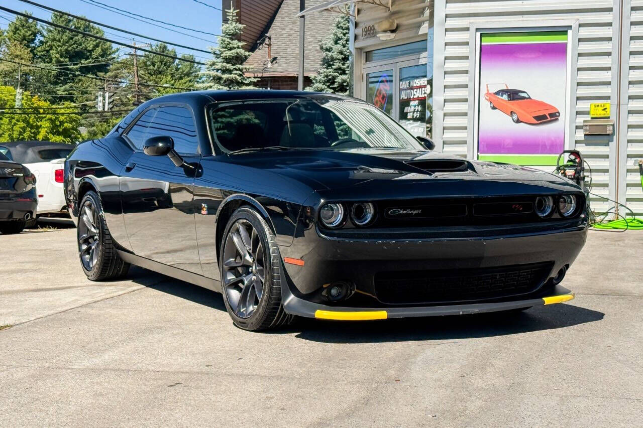 2021 DODGE Challenger