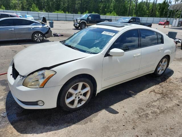 Nissan Maxima