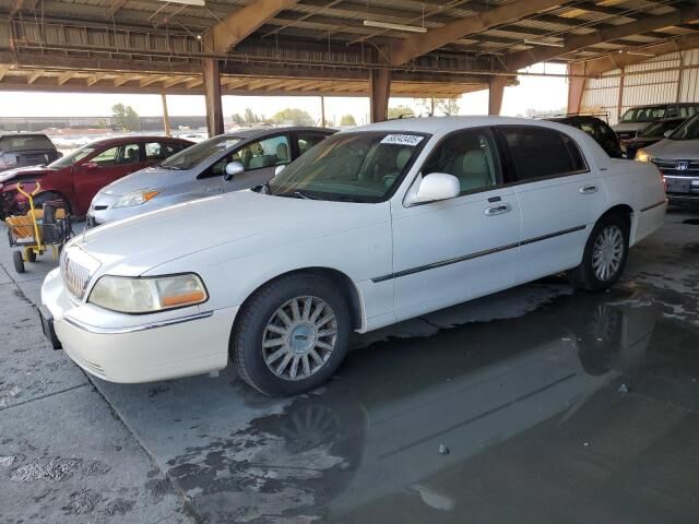 Lincoln Town Car
