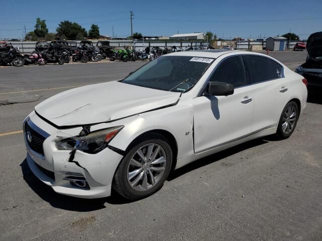 Infiniti Q50