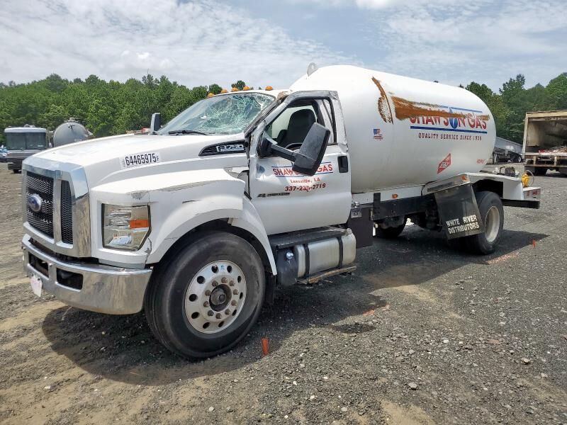 Ford F-750