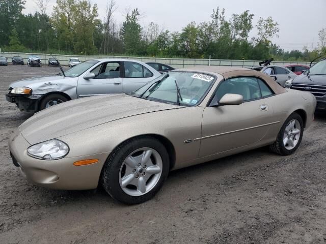 Jaguar XK8