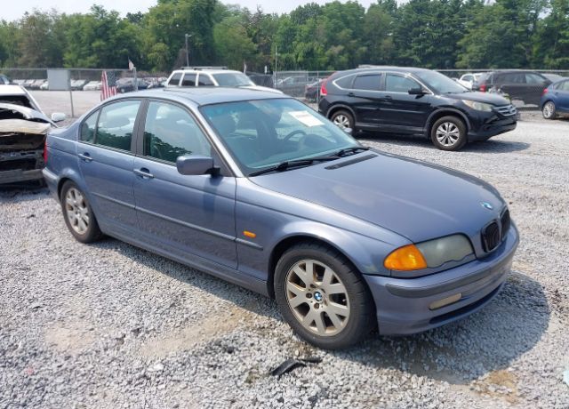 BMW 323i