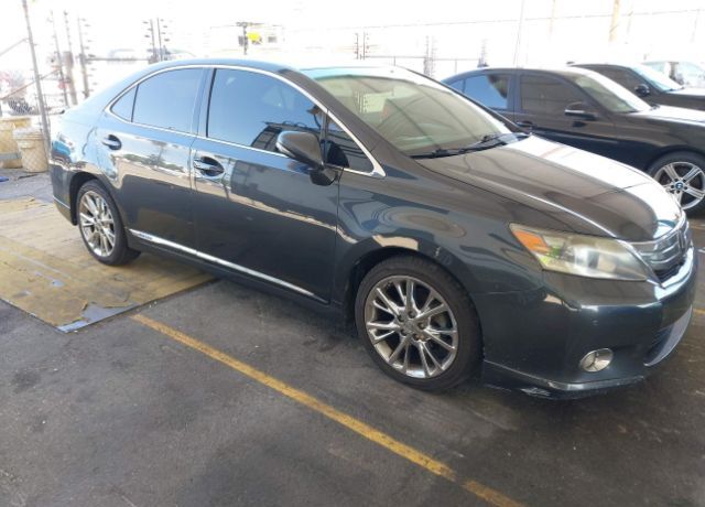 Lexus HS