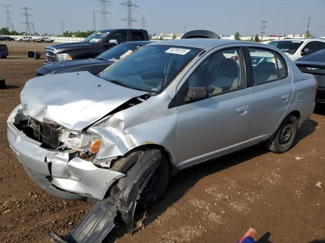 Toyota Echo