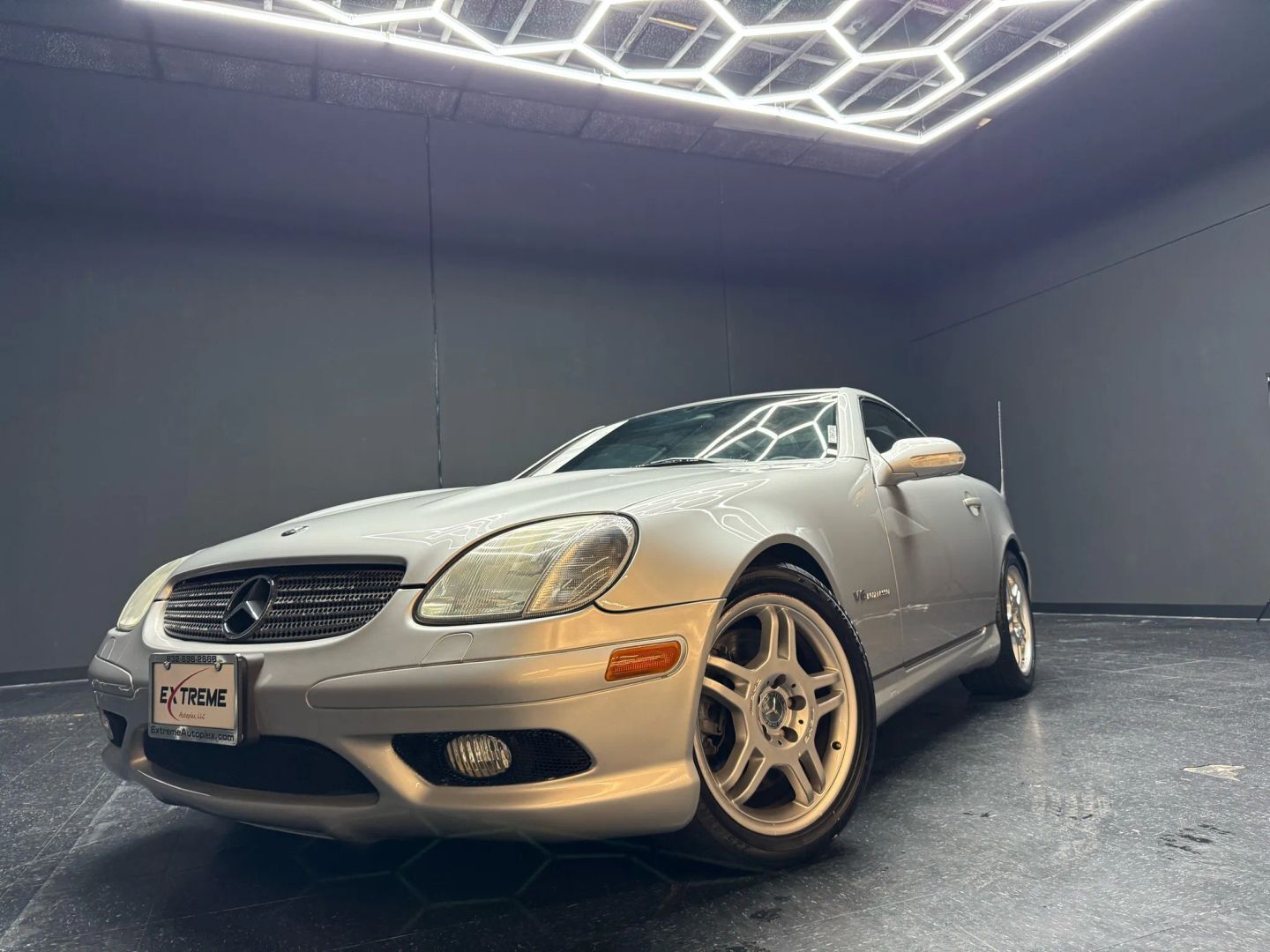 2002 MERCEDES-BENZ SLK-Class