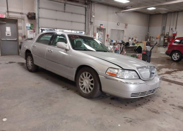 Lincoln Town Car