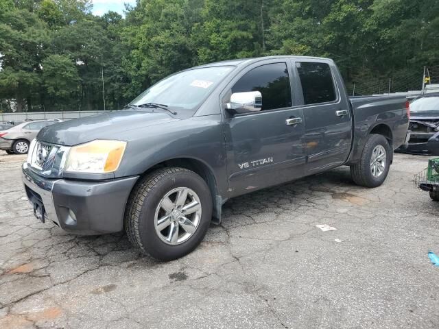 Nissan Titan