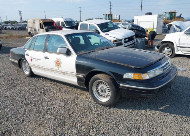 Ford Crown Victoria