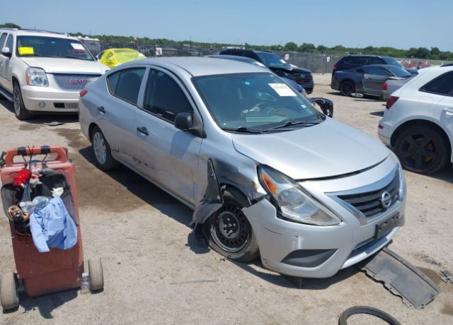 Nissan Versa