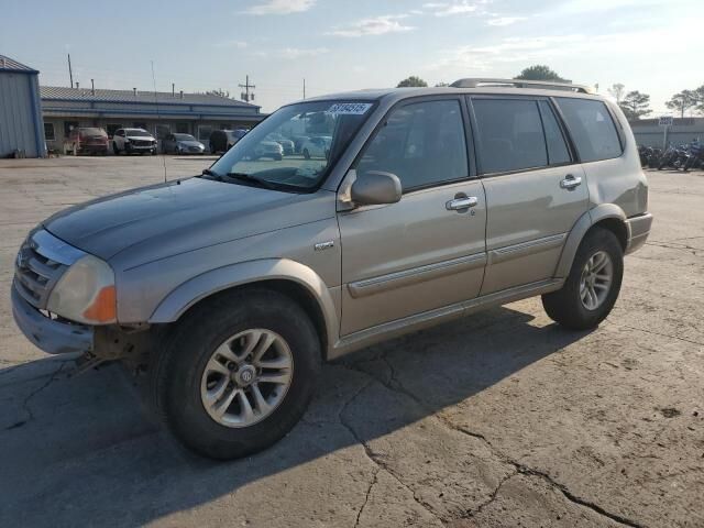 Suzuki XL7