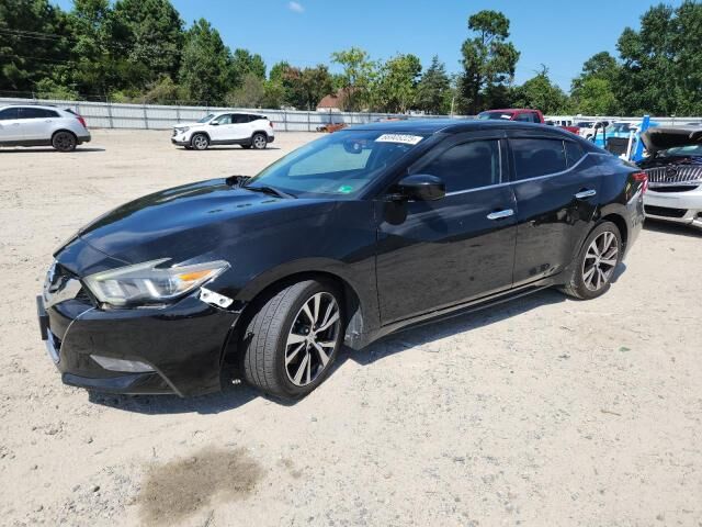 Nissan Maxima