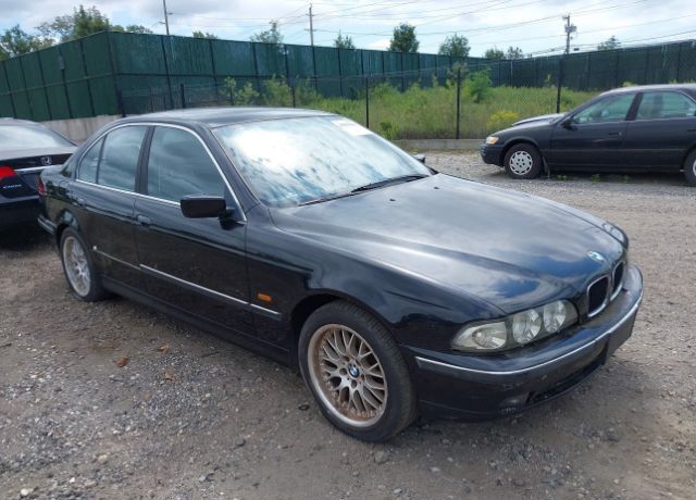 BMW 528i