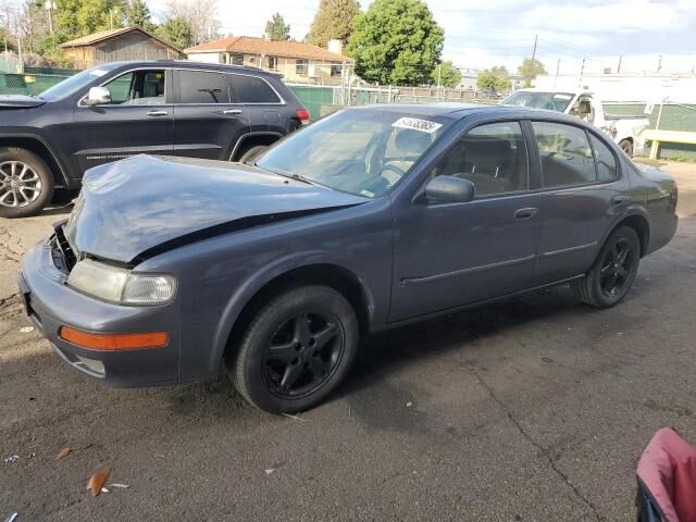Nissan Maxima