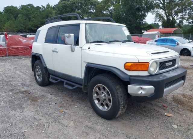 Toyota FJ Cruiser