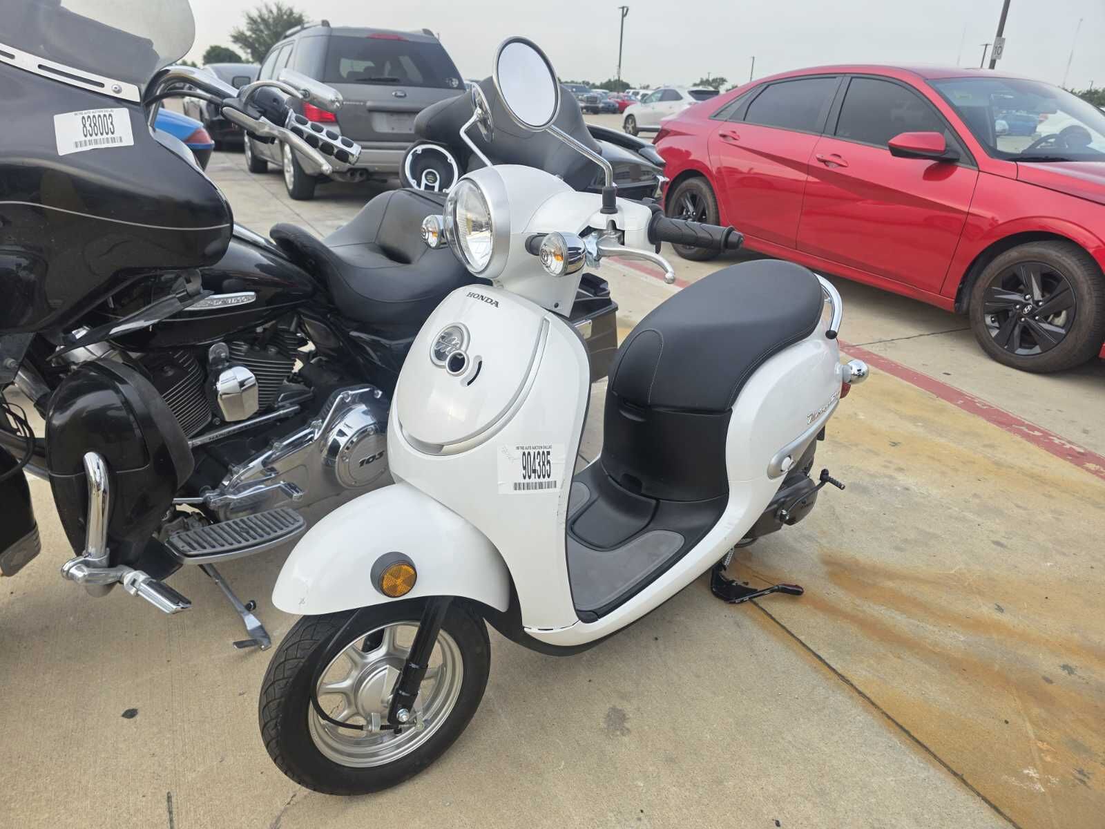 Honda NCW50/Metropolitan