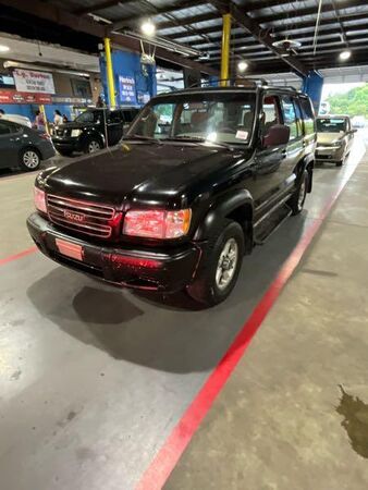 Isuzu Trooper