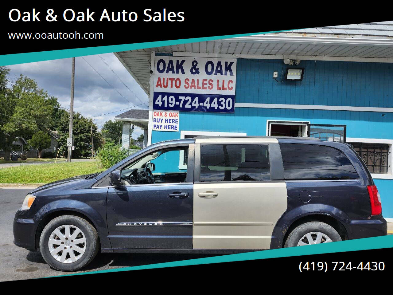 2013 CHRYSLER Town and Country