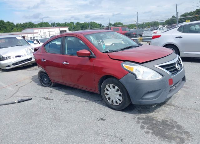 Nissan Versa