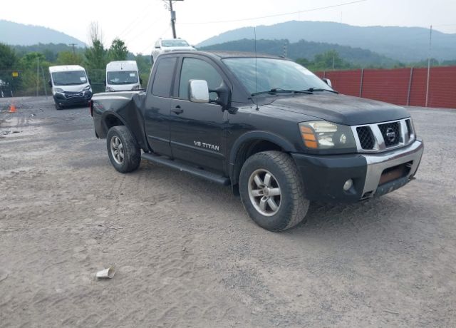 Nissan Titan