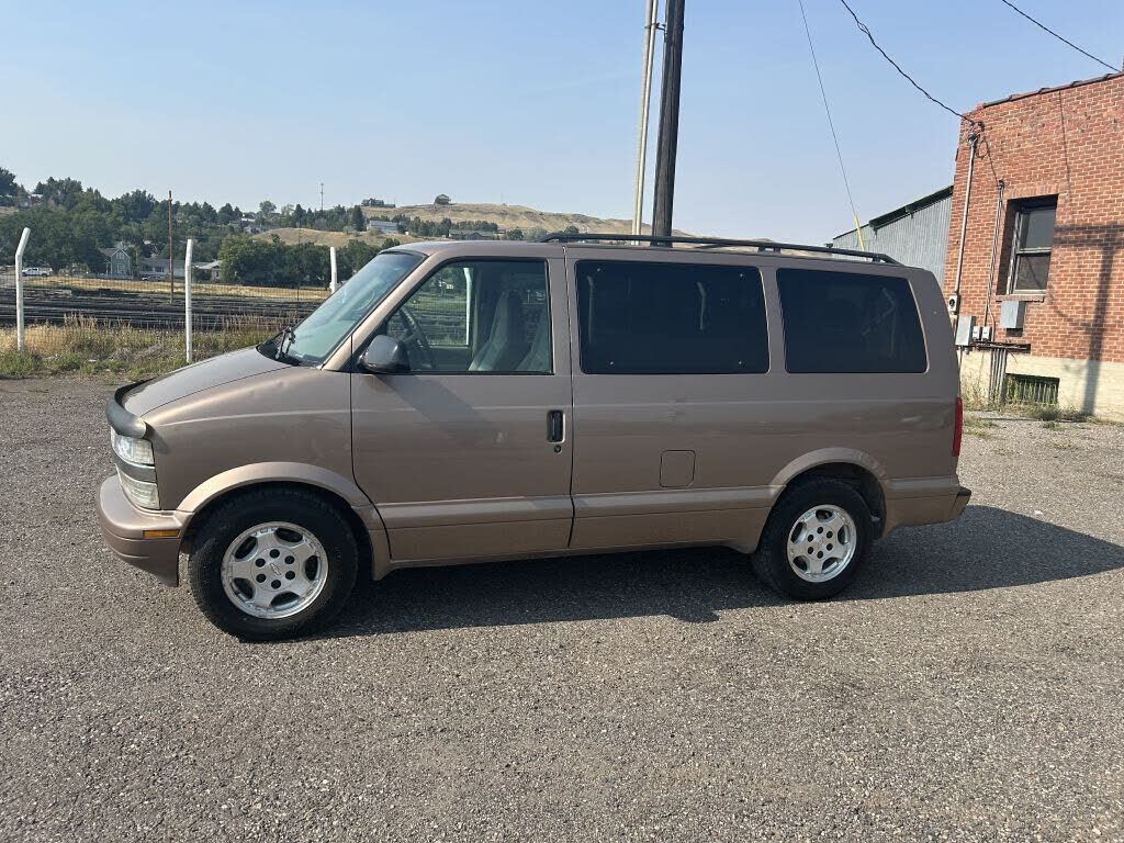 Chevrolet Astro Van