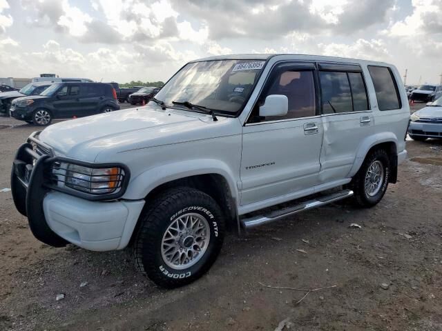 Isuzu Trooper