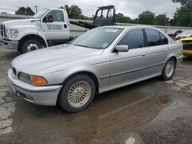 BMW 540i