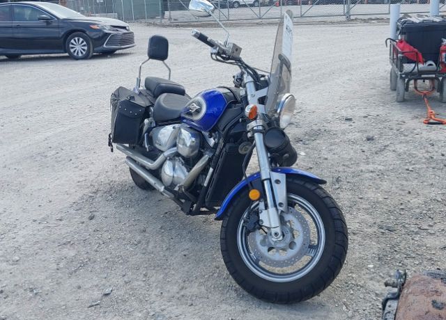 Suzuki VZ800