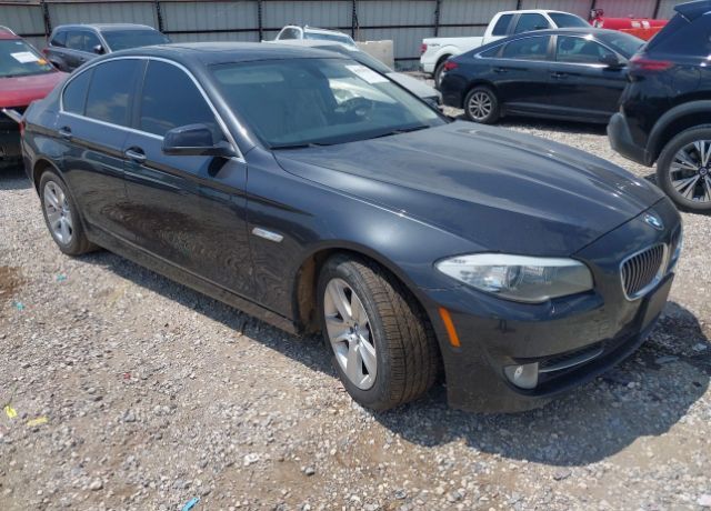 BMW 528i