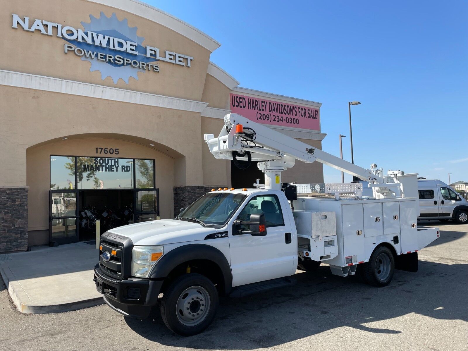 Ford F-550