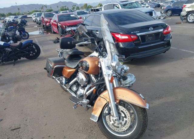 2008 HARLEY DAVIDSON FLHRC / Road King Classic