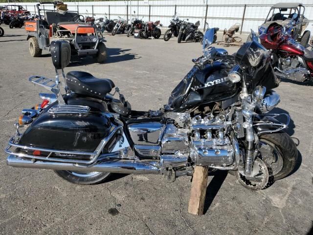 Honda GL1500CT (VALKYRIE TOURER)