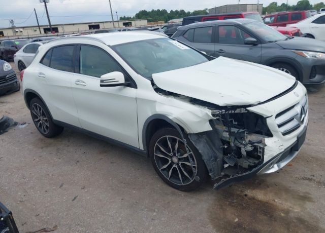 2016 MERCEDES-BENZ GLA-Class