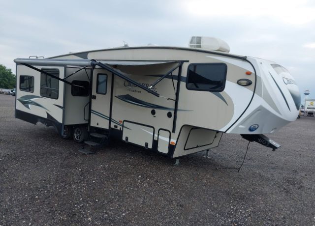 2016 FOREST RIVER Chaparral Lite