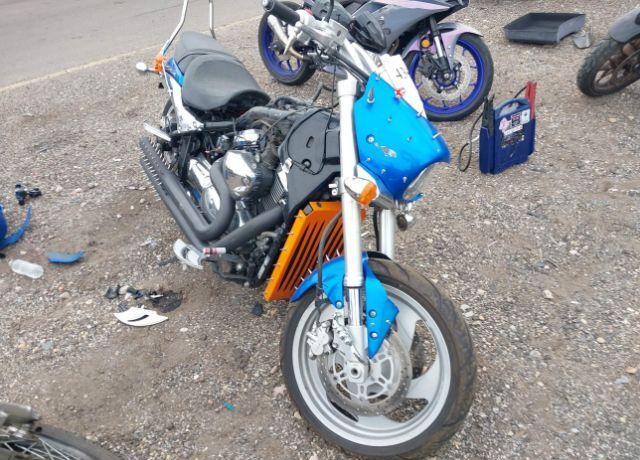 Suzuki VZ1500